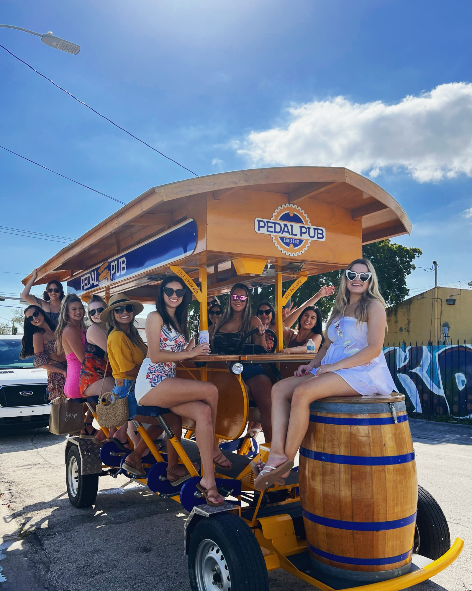 pedal-pub-miami